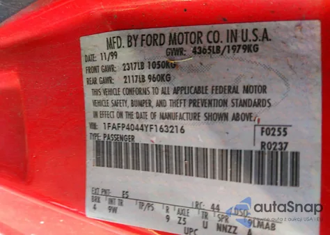 2000 Ford Mustang из США, поврежденный, VIN 1FAFP4044YF163216